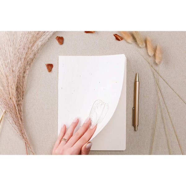 Tulip paper, Carnet cousu fil A5 14,8&times;1 cm, 64 pages, dots
